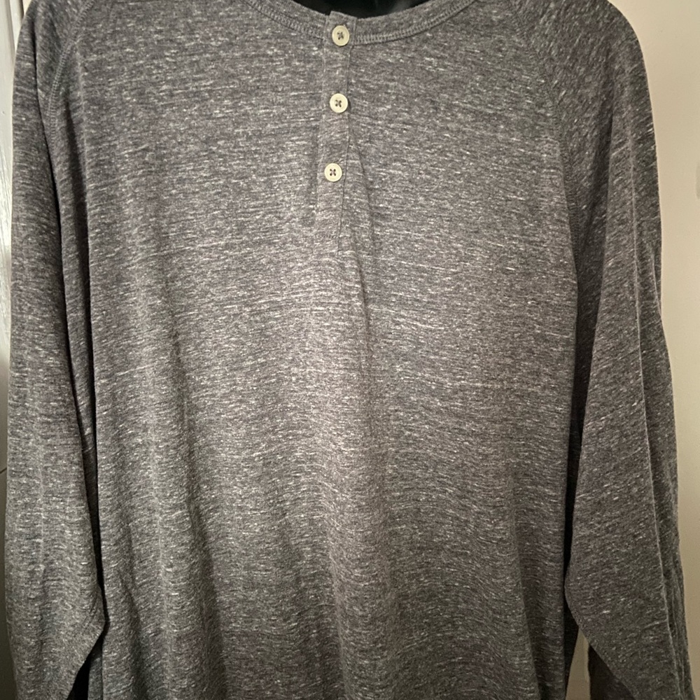 Brand new long sleeves shirt